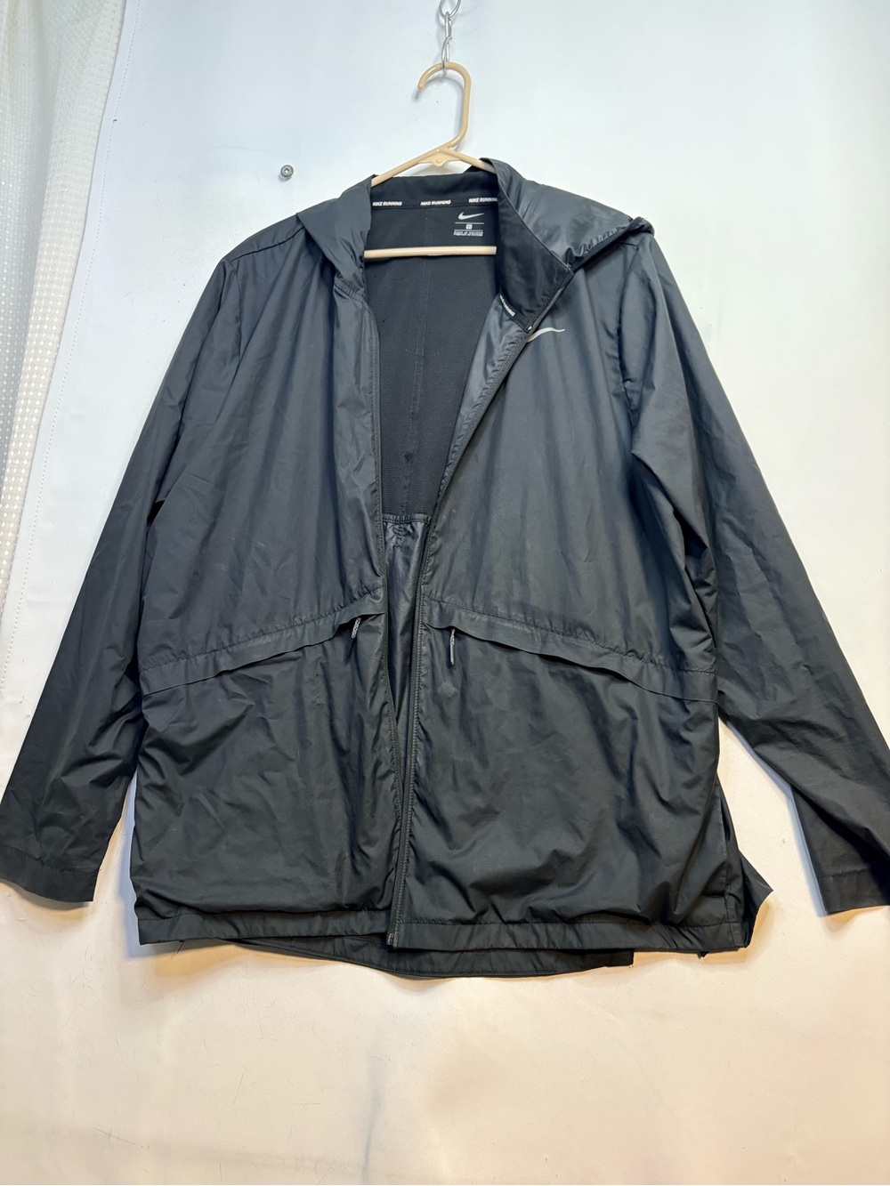 Nike Running Black Hooded Windbreaker Jacket with Silver Swoosh 2X